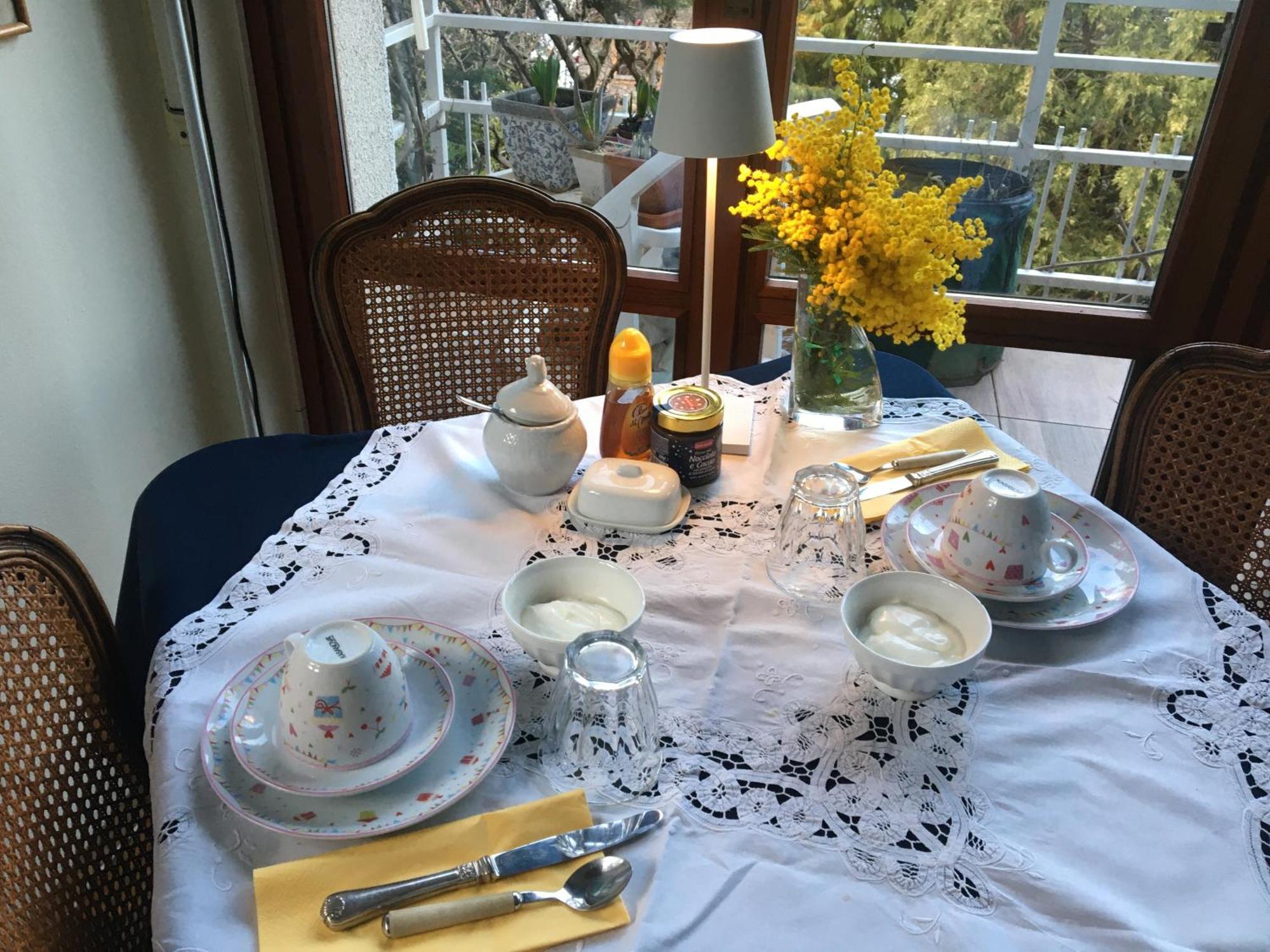 B&B Le Ortensie -Lago Di Como เลียร์นา ภายนอก รูปภาพ